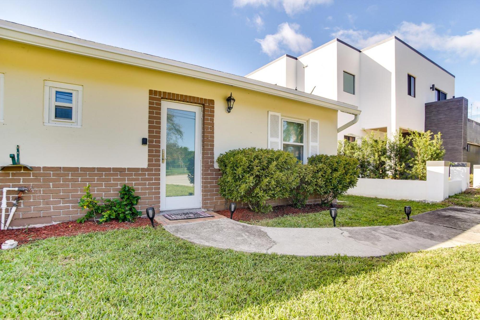 Canal Side Retreat With Dock, By Hollywood Boardwalk Fort Lauderdale Eksteriør bilde