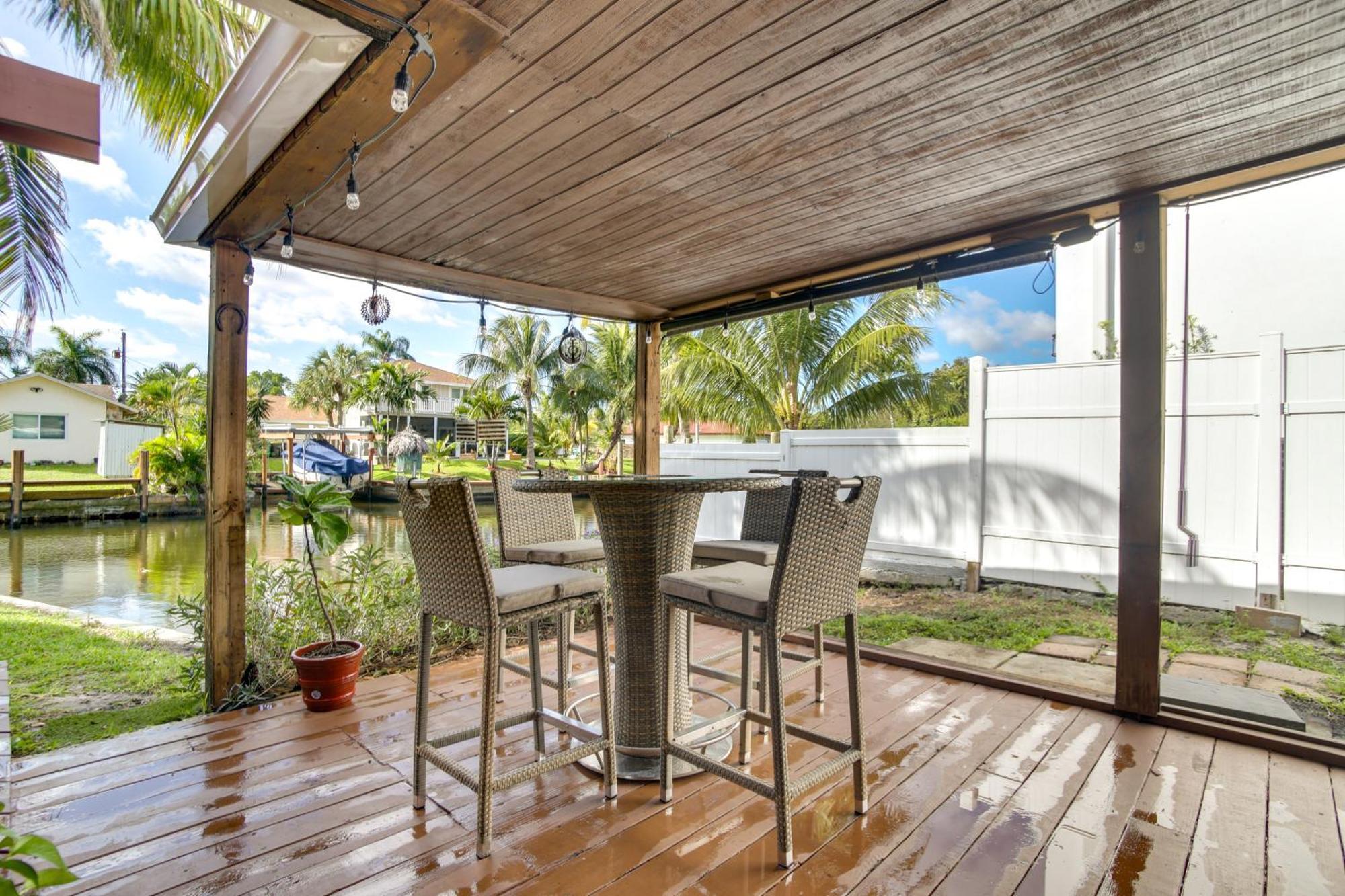 Canal Side Retreat With Dock, By Hollywood Boardwalk Fort Lauderdale Eksteriør bilde